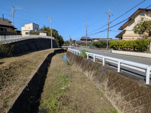 今週の杉山建設【伊勢市 電線共同溝工事　除草工事】