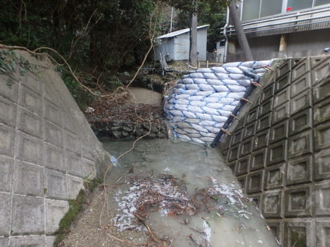 台風21号による箕曲瀬川護岸災害復旧工事